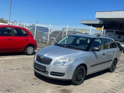 Usata Skoda Fabia 86 CV (63 kW) 2009 Argento Berlina