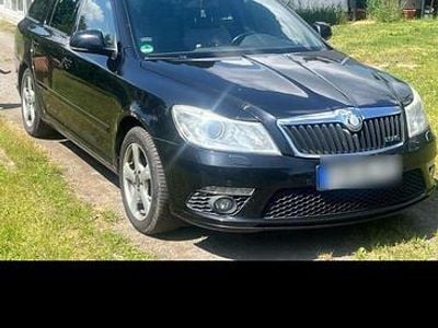 Schwarz Gebraucht 2009 Skoda Octavia RS Kombi | 6.000 € (Etwas zu teuer)