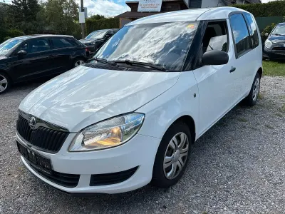 Gebraucht Skoda Roomster 105 PS (77 kW) 2014 Weiß Van / Kleinbus