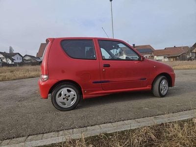 Gebraucht Fiat Seicento 54 PS (39 kW) 1998 Rot Kleinwagen