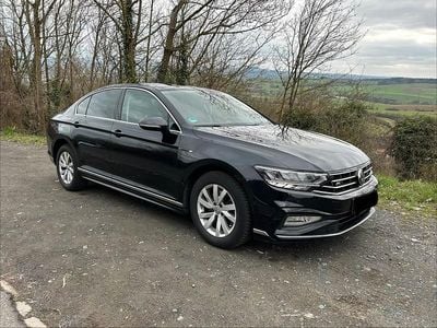 Gebraucht VW Passat R-line 150 PS (110 kW) 2019 Schwarz Limousine