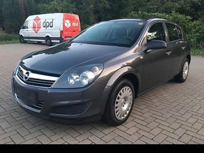 Gebraucht Opel Astra 90 PS (66 kW) 2009 Grau Limousine