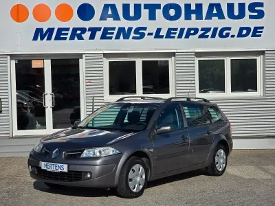 Gebraucht Renault Mégane GrandTour Authentique 111 PS (81 kW) 2009 Grau Kombi
