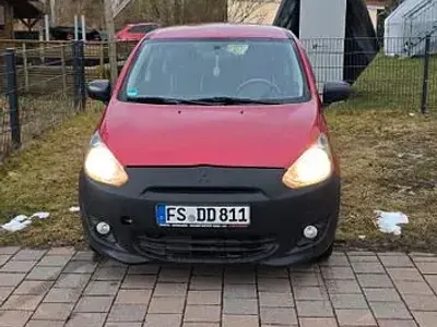Gebraucht Mitsubishi Space Star Diamant Edition 71 PS (52 kW) 2014 Rot Van / Kleinbus