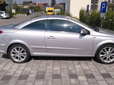 Gebraucht Opel Astra Cosmo 105 PS (77 kW) 2006 Silber Cabrio