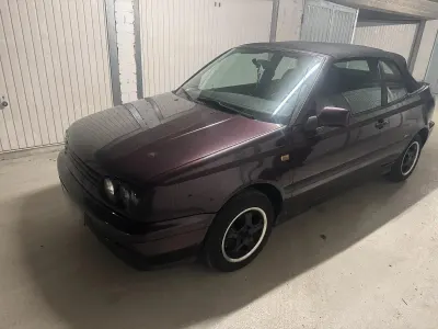 Gebraucht VW Golf III 90 PS (66 kW) 1995 Violet Cabrio