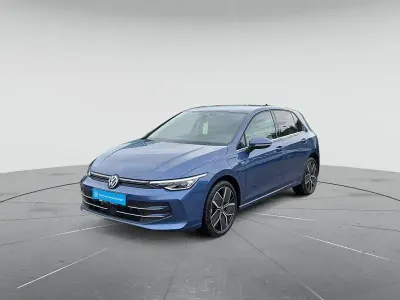 Gebraucht VW Golf VIII Style 204 PS (150 kW) 2025 Anemonenblau metallic Limousine