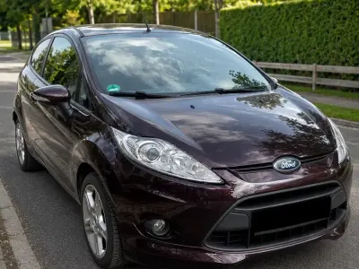 Gebraucht Ford Fiesta 82 PS (60 kW) 2009 Violet Limousine