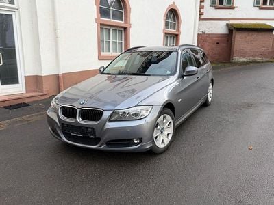 Gebraucht BMW 318 Comfort Edition 143 PS (105 kW) 2012 Grau Kombi