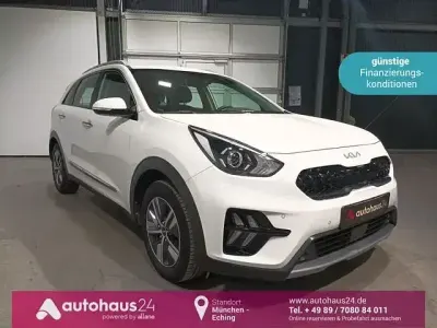 Gebraucht Kia Niro Vision 141 PS (103 kW) 2022 Weiß SUV