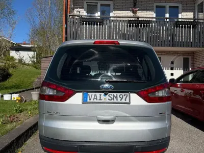 Używany Ford Galaxy Trend 140 KM (102 kW) 2008 Srebrny Minivan