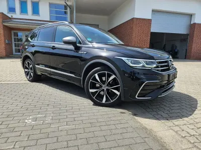 Gebraucht VW Tiguan Allspace R-line 190 PS (139 kW) 2022 Schwarz SUV