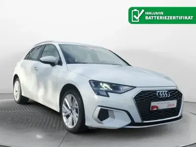 Używany Audi A3 Advanced 204 KM (150 kW) 2020 Biały Sedan/Limuzyna