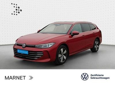 Chilirot metallic Gebraucht 2025 VW Passat Elegance Kombi | 42.790 € (Etwas zu teuer)