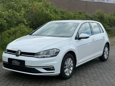 Gebraucht VW Golf VIII Comfortline 116 PS (85 kW) 2020 Pure white Limousine