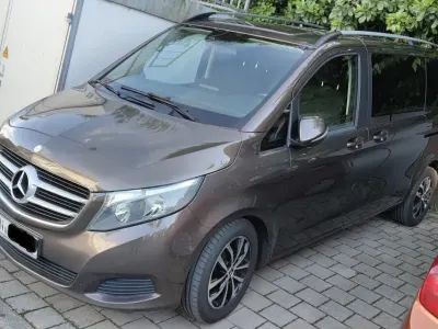 Gebraucht Mercedes V250 Edition 190 PS (139 kW) 2016 Braun Van / Kleinbus