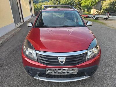 Rot Gebraucht 2009 Dacia Sandero Stepway Kleinwagen | 3.500 € (Fairer Preis)