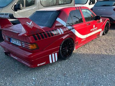 Rot Gebraucht 1988 Mercedes 190 Limousine | 28.000 €