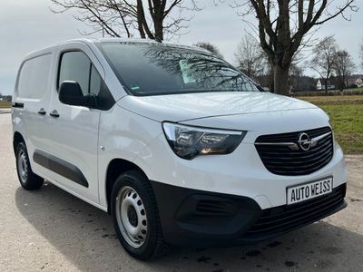 Gebraucht Opel Combo Selection 102 PS (75 kW) 2021 Weiß Van / Kleinbus