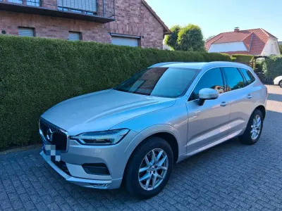 Gebraucht Volvo XC60 Momentum 197 PS (144 kW) 2018 Silber SUV