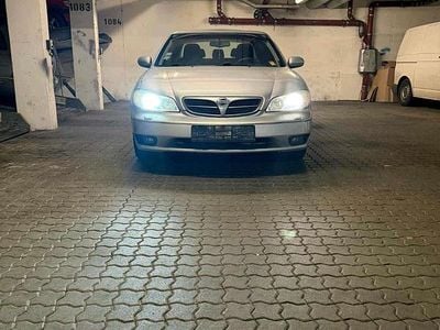 Silber Gebraucht 2000 Nissan Maxima Limousine | 2.540 €
