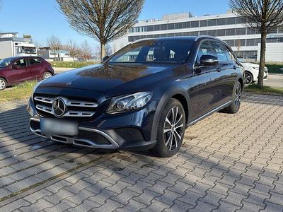 Usata Mercedes E220 194 CV (142 kW) 2018 Blu Station wagon