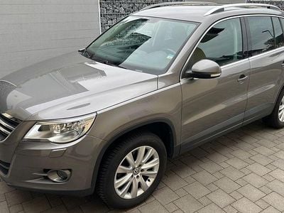 Gebraucht VW Tiguan Sportline 150 PS (110 kW) 2009 Grau SUV