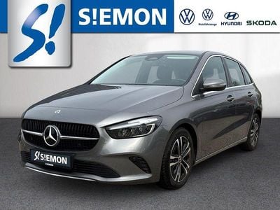 Usata Mercedes B180 Advanced 136 CV (100 kW) 2023 Grigio Monovolume