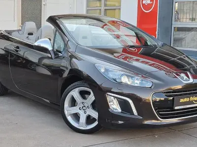 Gebraucht Peugeot 308 CC Allure 156 PS (114 kW) 2013 Braun Cabrio