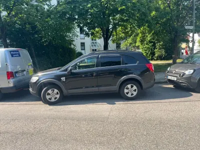 Gebraucht Chevrolet Captiva LS 150 PS (110 kW) 2009 Schwarz SUV