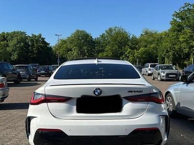 BMW M440