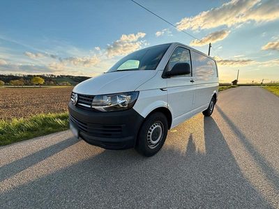 Używany VW Transporter 105 KM (77 kW) 2016 Biały Van