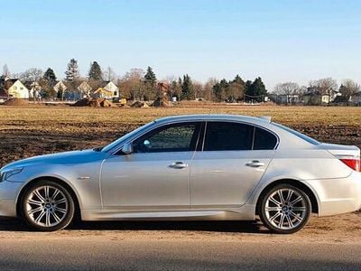 BMW 523