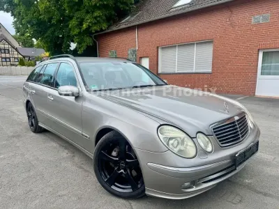 Gebraucht Mercedes E280 Avantgarde 177 PS (130 kW) 2008 Braun Limousine