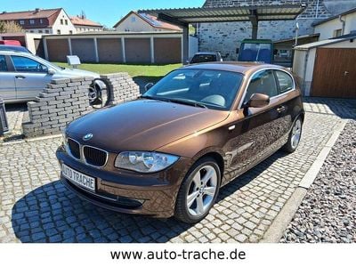 Usata BMW 116 122 CV (89 kW) 2011 Marrone Utilitaria