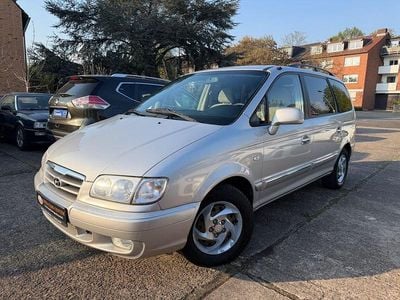 Usado Hyundai Trajet GLS 140 HP (102 kW) 2005 Prateado Monovolume