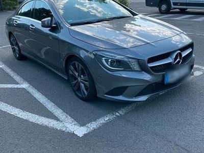 Mercedes CLA200
