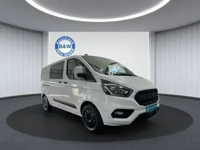 Gebraucht Ford Transit Custom 131 PS (96 kW) 2022 Weiß Van / Kleinbus