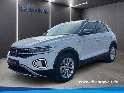Second-hand VW T-Roc Style 150 CP (110 kW) 2023 Alb SUV