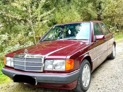 Brugt Mercedes 190 Avantgarde 109 HK (80 kW) 1992 Rød Sedan