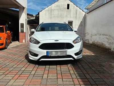 Second-hand Ford Focus ST-Line 125 CP (91 kW) 2018 Alb Break