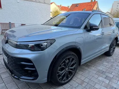 Gebraucht VW Tiguan R-line 272 PS (200 kW) 2024 Silber SUV