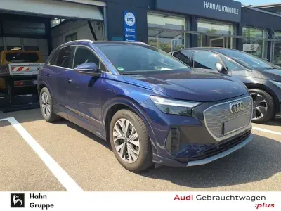 Gebraucht Audi Q4 e-tron Advanced 150 kW (204 PS) 2023 Navarrablau metallic SUV