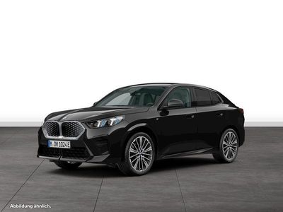 Black sapphire metallic Gebraucht 2025 BMW iX2 Comfort Edition SUV | 52.554 €