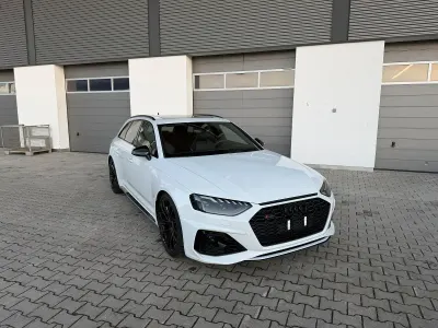 Gebraucht Audi RS4 450 PS (330 kW) 2022 Weiß Kombi
