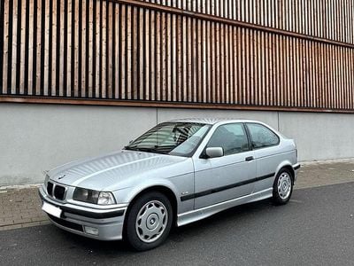 Gebraucht BMW 316 105 PS (77 kW) 2000 Silber Limousine