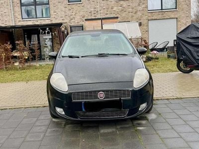 Schwarz Gebraucht 2006 Fiat Punto Limousine | 650 €