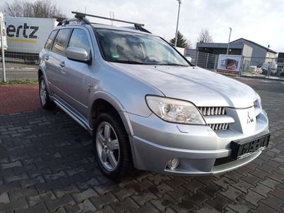 gebraucht Mitsubishi Outlander 2.4 Intense