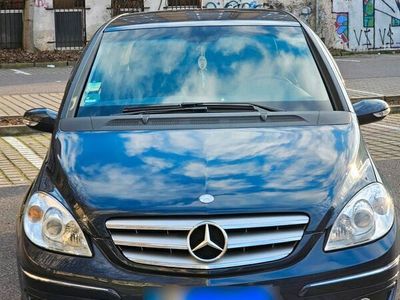 gebraucht Mercedes B200 -