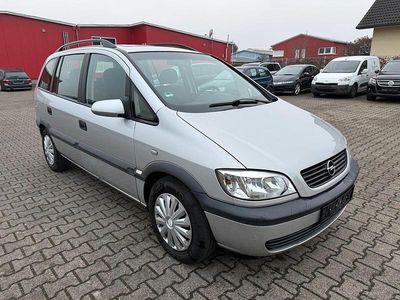 Silber Gebraucht 2001 Opel Zafira Van / Kleinbus | 2.400 € (Fairer Preis)